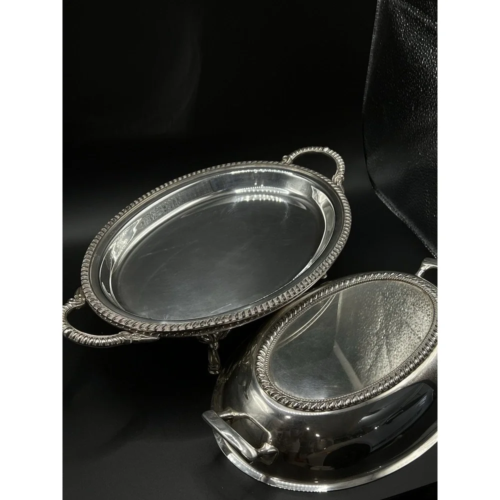 Vintage English Silverplate Covered Serving Dish Oval Footed 3115X Elegant